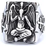 Hip-Hop Skull Ring – Vintage Stainless Steel Fade-Resistant Gothic Streetwear Jewelry for Men, Wholesale