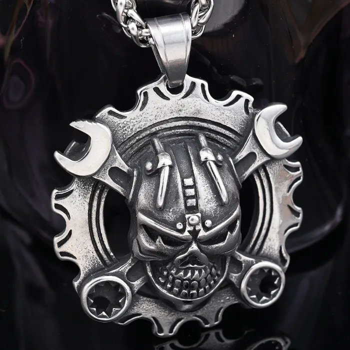 Winged Skull Pendant – Stainless Steel Gothic Streetwear Necklace for Men, Bold Fashion Accessory Wholesale (In Stock)