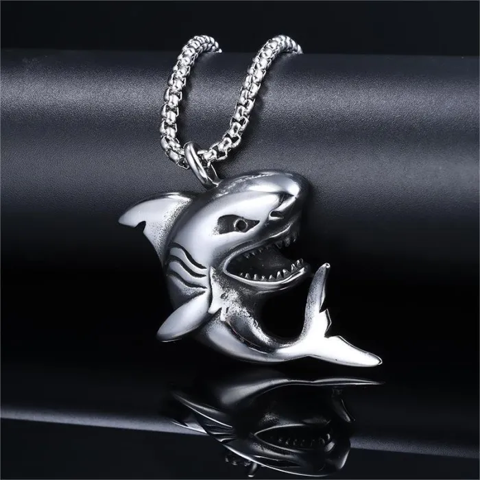 Shark Pendant Necklace – Stainless Steel Animal Totem Jewelry for Men, Bold Ocean Predator Design Wholesale (In Stock)