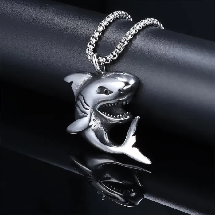 Shark Pendant Necklace – Stainless Steel Animal Totem Jewelry for Men, Bold Ocean Predator Design Wholesale (In Stock)