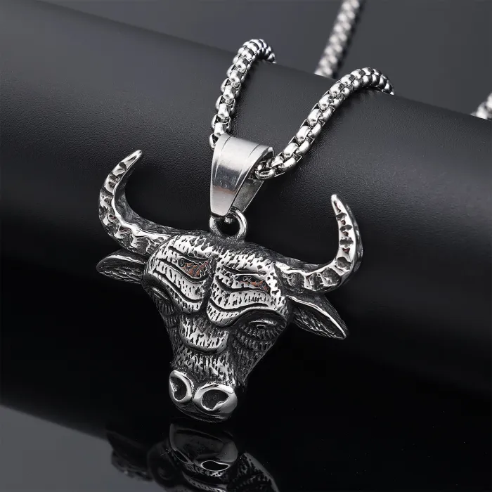 Bull Head Pendant – Stainless Steel Streetwear Animal Totem Necklace for Men, Bold Daily Jewelry Wholesale (In Stock)