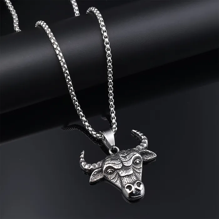 Bull Head Pendant – Stainless Steel Streetwear Animal Totem Necklace for Men, Bold Daily Jewelry Wholesale (In Stock)