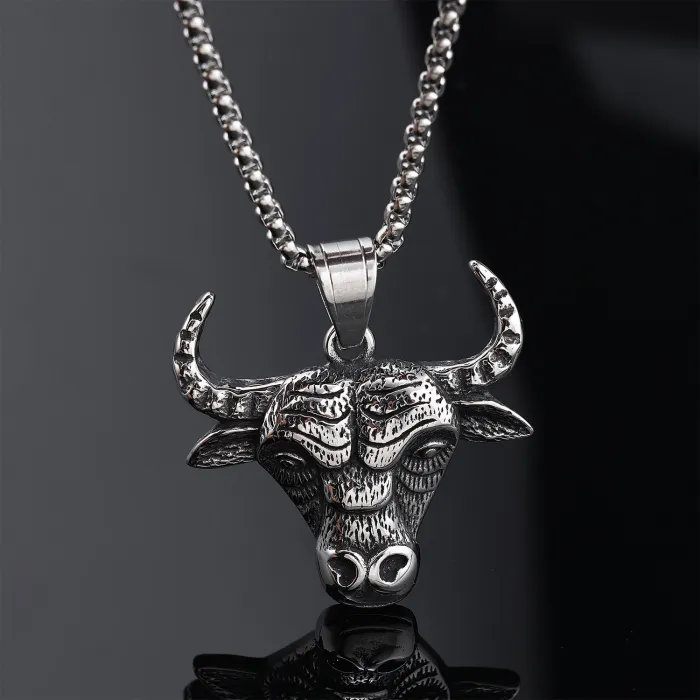 Bull Head Pendant – Stainless Steel Streetwear Animal Totem Necklace for Men, Bold Daily Jewelry Wholesale (In Stock)