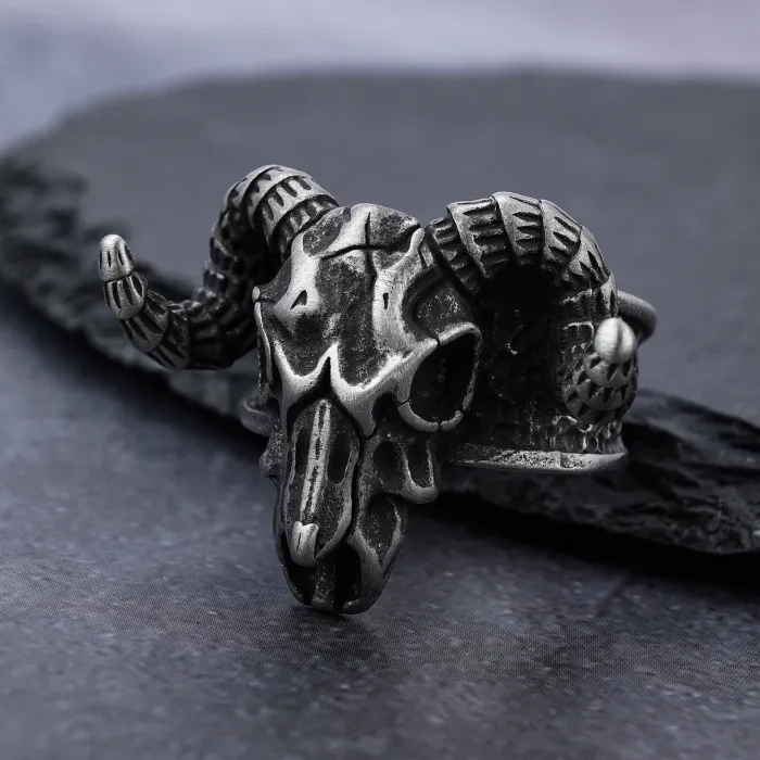 Ram Skull Ring – Gothic Goat Head Stainless Steel Ring for Men, Vintage Punk Style Statement Jewelry Wholesale