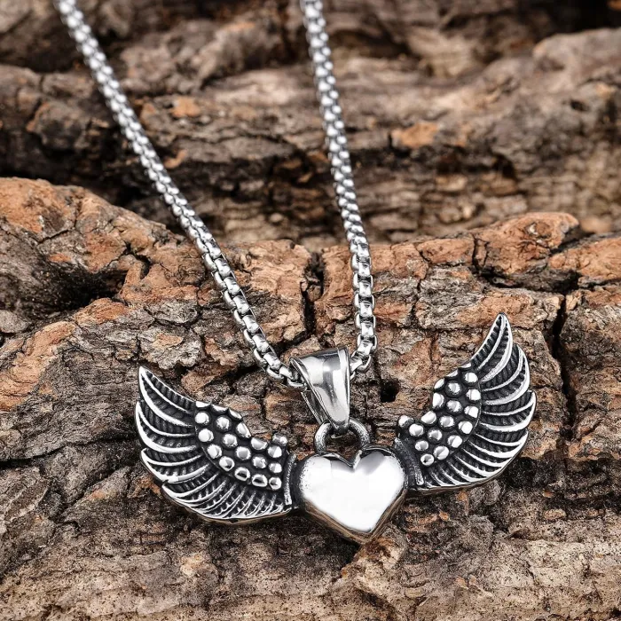Gothic Winged Heart Pendant – Vintage Titanium Steel Heart Necklace, Fashion Stainless Steel Jewelry Wholesale