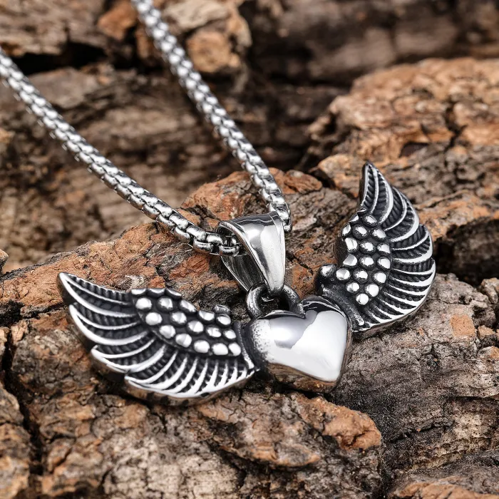 Gothic Winged Heart Pendant – Vintage Titanium Steel Heart Necklace, Fashion Stainless Steel Jewelry Wholesale