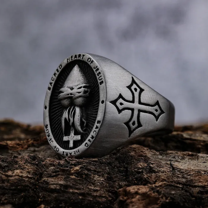 Heart & Cross Ring – Vintage Gothic Titanium Steel Rust-Proof Heart-Shaped Jewelry, Bold Statement Ring Wholesale