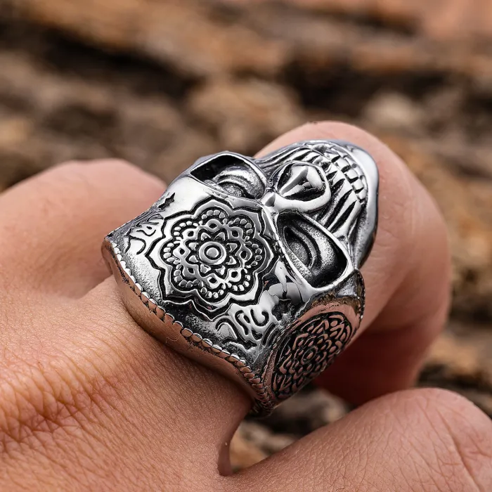 Engraved Toothless Skull Ring – Titanium Steel Gothic Punk Style Rust-Proof Men’s Statement Jewelry Wholesale