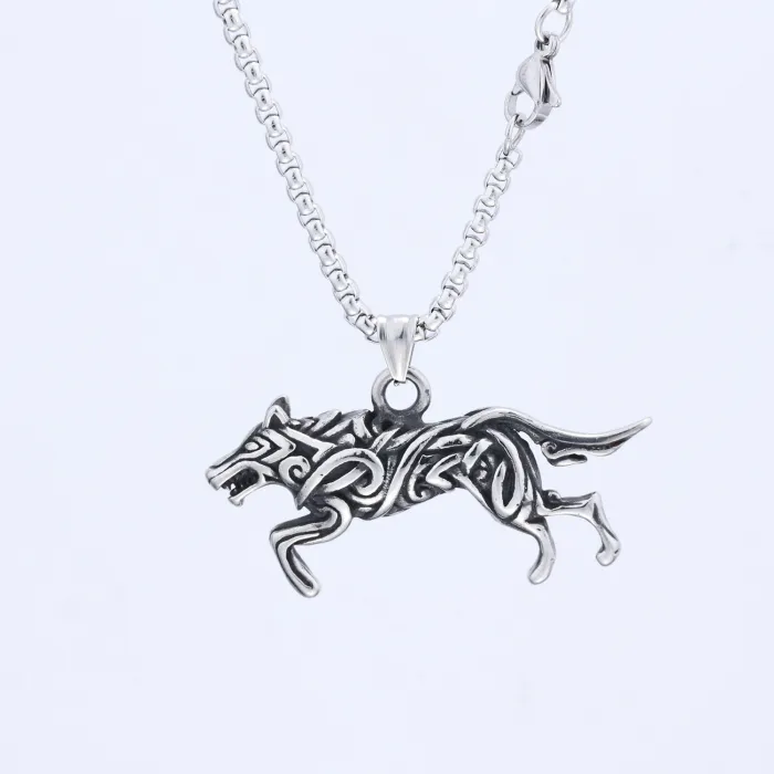 Viking Celtic Wolf Pendant Necklace – Titanium Steel Hip-Hop Style Men's Jewelry, INS Trend