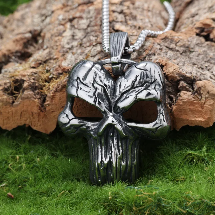 Punisher Skull Mask Pendant – Long-Tooth Punk Style Stainless Steel Necklace, Ready to Ship