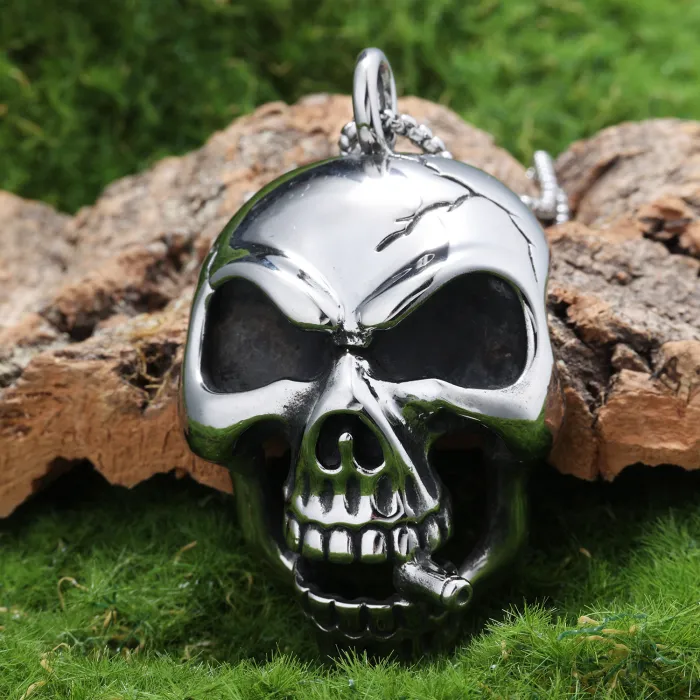 Hot-Selling Retro Smoking Skull Pendant – Polished Stainless Steel Gothic Style, Bold Statement Jewelry for Men