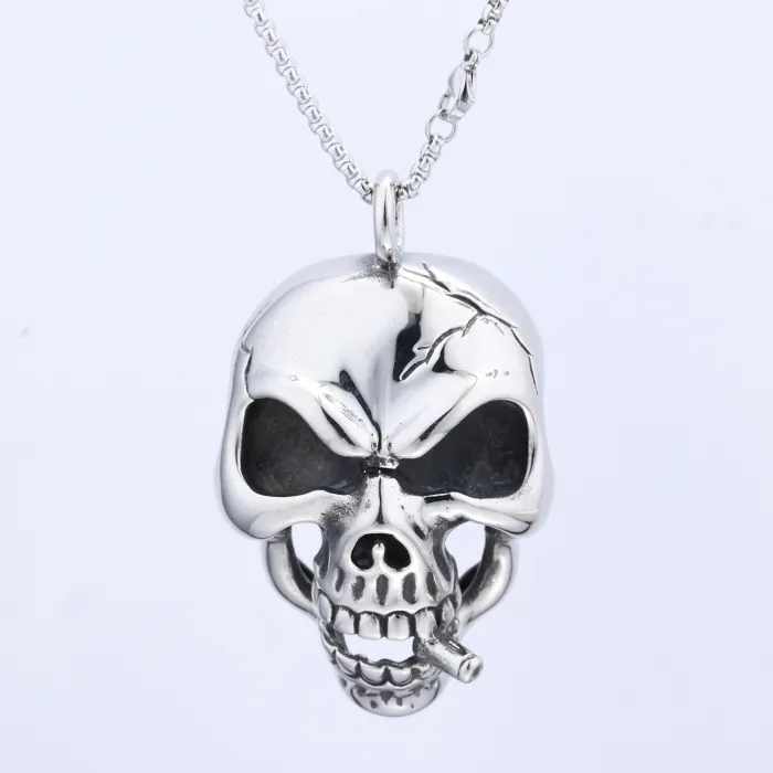 Hot-Selling Retro Smoking Skull Pendant – Polished Stainless Steel Gothic Style, Bold Statement Jewelry for Men