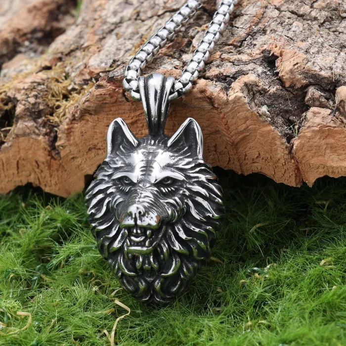Stainless Steel Wolf Head Pendant – Vintage Punk Hip Hop Necklace for Men