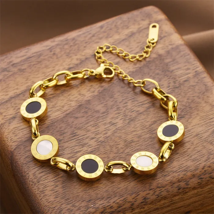 Contrast Enamel Round Bracelet – Korean Style Roman Numeral Chain Jewelry for Women | Trendy | Wholesale