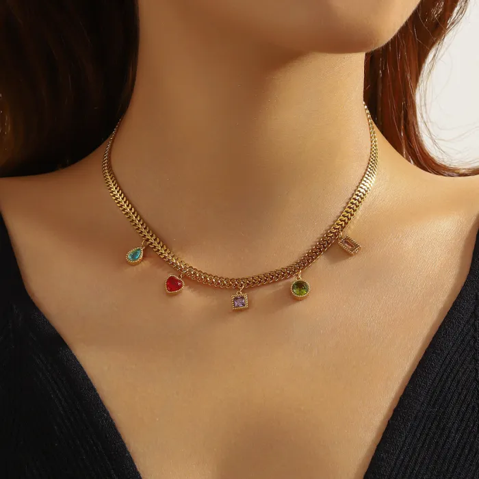Colorful Rhinestone Heart Pendant Choker – Gold-Plated Stainless Steel Dainty Short Necklace for Women | Sweet Spicy Y2K Style | Wholesale Jewelry