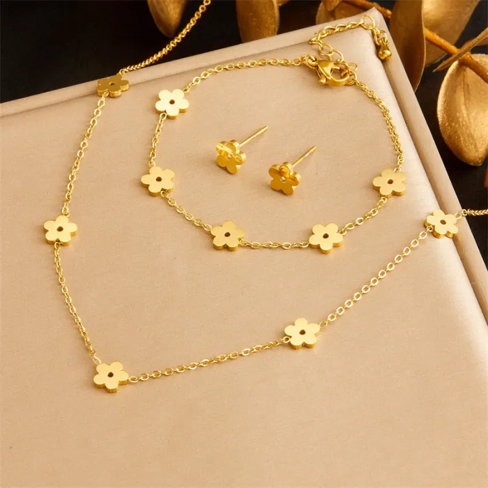 Korean Style Gold Flower Jewelry Set – Polished Stainless Steel Necklace, Stud Earrings & Bracelet | Minimalist Everyday Design | Wholesale