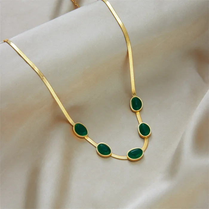 Emerald Green Snake Chain Jewelry Set – Vintage Stainless Steel Bracelet & Choker Necklace with One-Sided Gem Design | Minimalist Style | Wholesale
