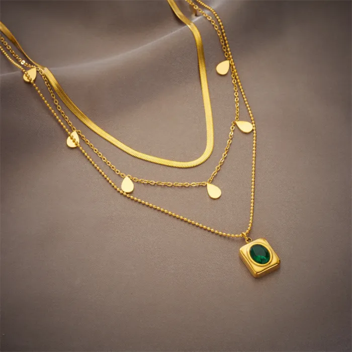 Emerald Green Zircon Jewelry Set – Vintage Gold Titanium Steel Necklace & Earrings for Women | Elegant Minimalist Design | Wholesale