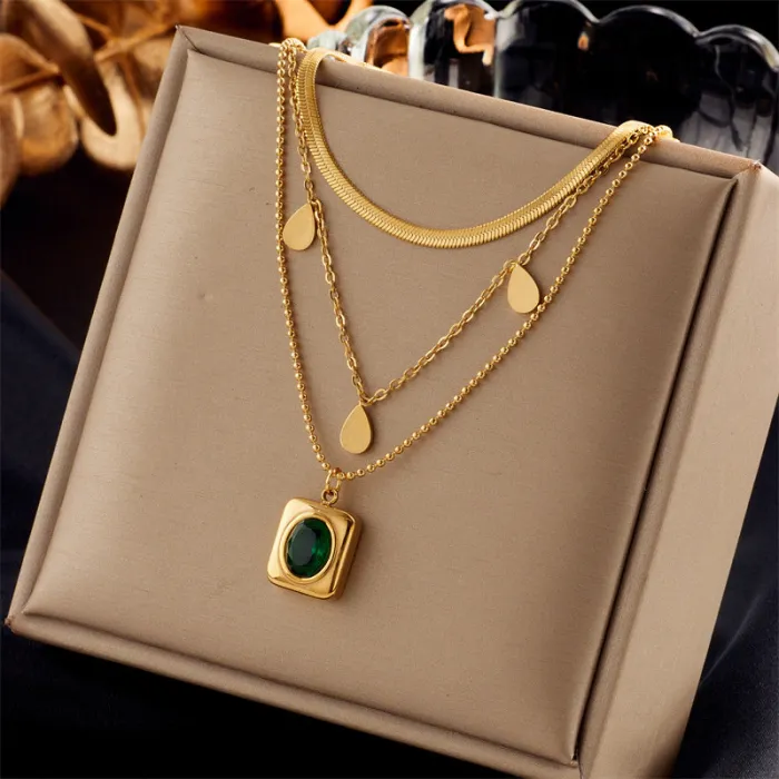 Emerald Green Zircon Jewelry Set – Vintage Gold Titanium Steel Necklace & Earrings for Women | Elegant Minimalist Design | Wholesale