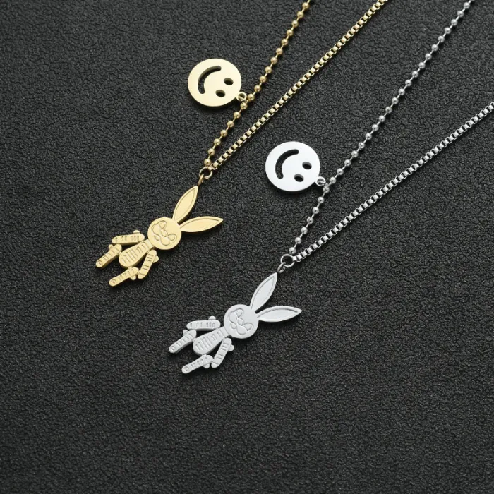 New Korean Style Smiley Bunny Pendant Necklace – Minimalist Stainless Steel Round Disc Choker for Women | Trendy Jewelry | Wholesale