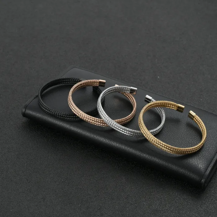 Hip-Hop Titanium Steel C-Shaped Bracelet – Twisted Wire Mesh Design for Men | Trendy Street Style Bangle | Wholesale