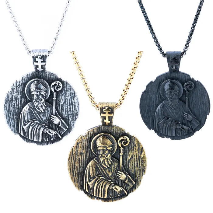 Minimalist Elder Portrait Pendant – Stainless Steel Retro Tag Necklace for Men | Trendy Street Style Jewelry | Wholesale