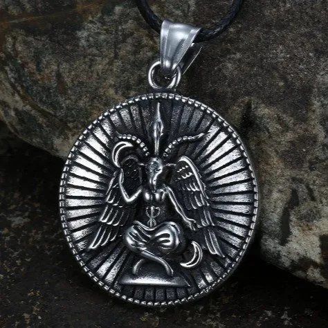 Ram Head Pendant – Vintage Style Stainless Steel Animal Necklace for Men | Bold Gothic Jewelry | Cross-Border Wholesale
