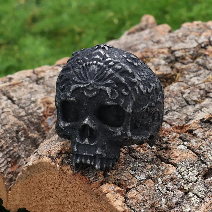 Vintage Skull Ring – Distressed Finish Stainless Steel Biker Ring for Men | Bold Gothic Punk Style | Streetwear Hip Hop Jewelry | Wholesale