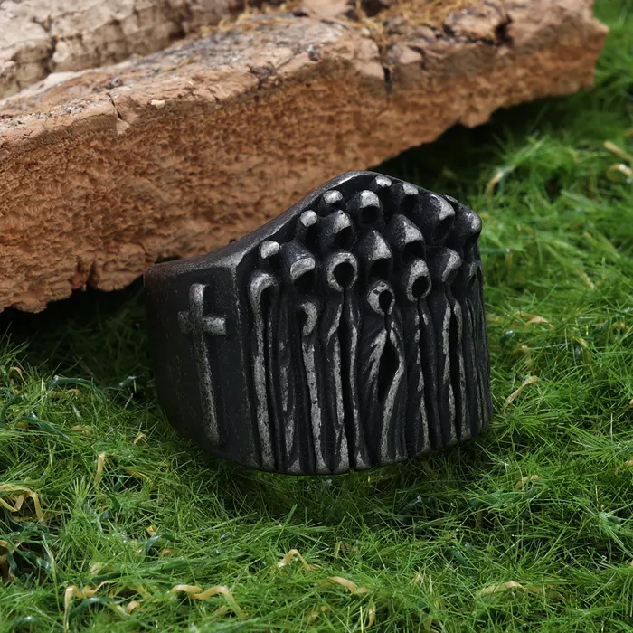 Men’s Punk Cross Ring – Vintage-Style Oxidized Stainless Steel Gothic Band | Retro Biker Jewelry | Wholesale