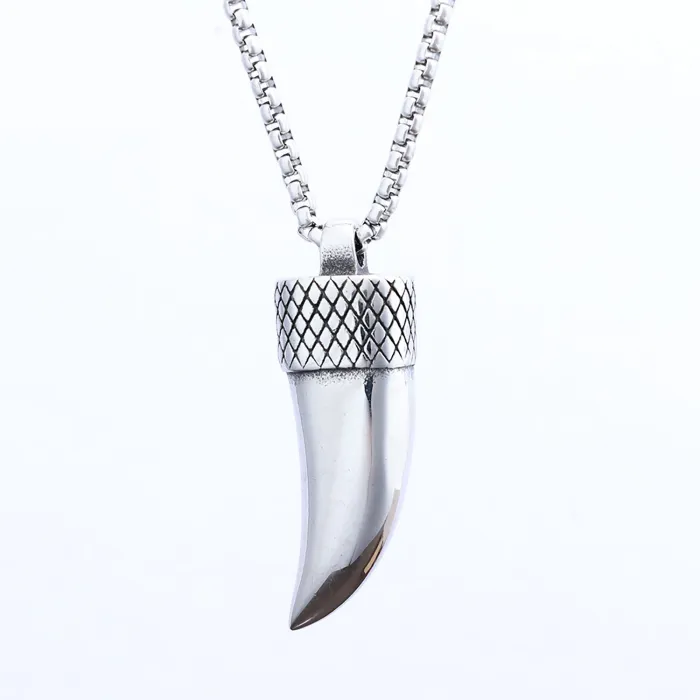 Hot-Selling Retro Wolf Fang Pendant – Minimalist Stainless Steel Necklace for Men | High-End Look | Fashion Jewelry Wholesale
