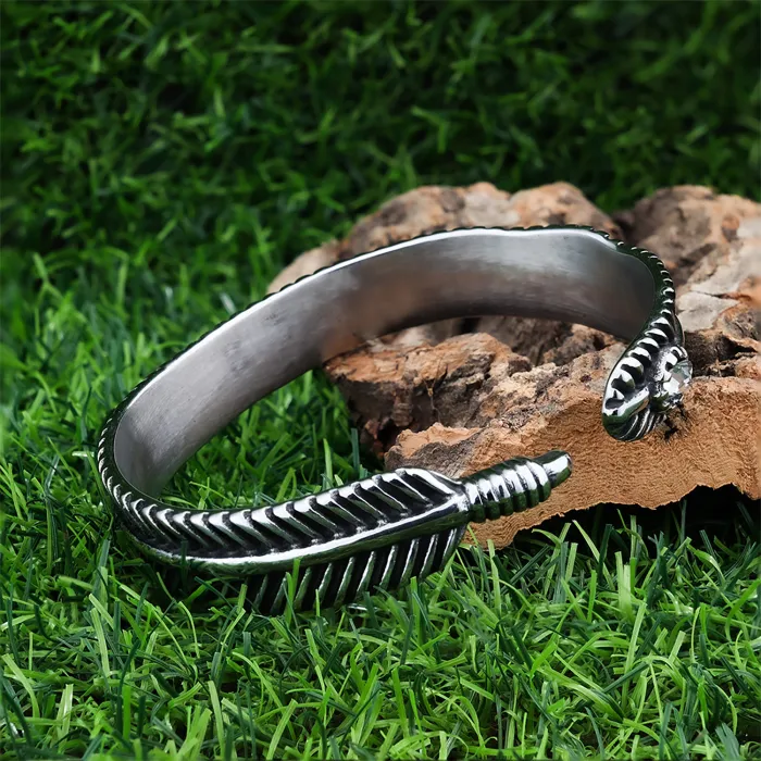 Feather Diamond Cuff Bracelet – Ins Style High-End Open C-Shaped Stainless Steel Bangle for Women | Trendy Jewelry | Wholesale