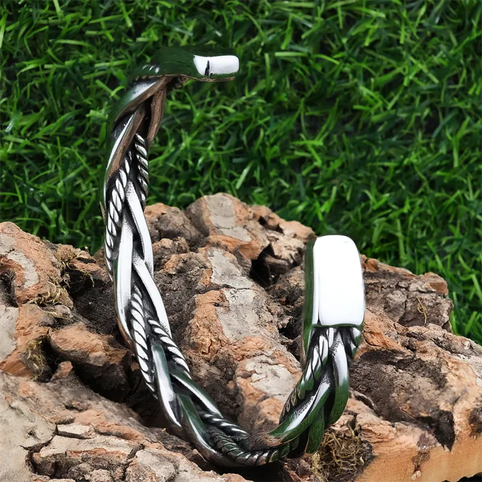 Woven C-Shaped Cuff Bracelet – Vintage-Inspired Small-Batch Design in Stainless Steel | Retro Style | Unisex Minimalist Jewelry | Wholesale