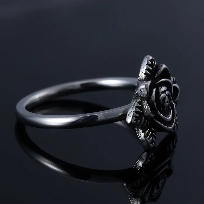 Vintage Rose Skull Ring – Stylish Minimalist Stainless Steel Small Band for Women | Gothic Chic Jewelry | Wholesale