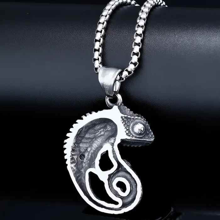 Chameleon Pendant Necklace – Polished Stainless Steel Animal Series Jewelry | Retro Punk Style | Fade-Resistant | Wholesale