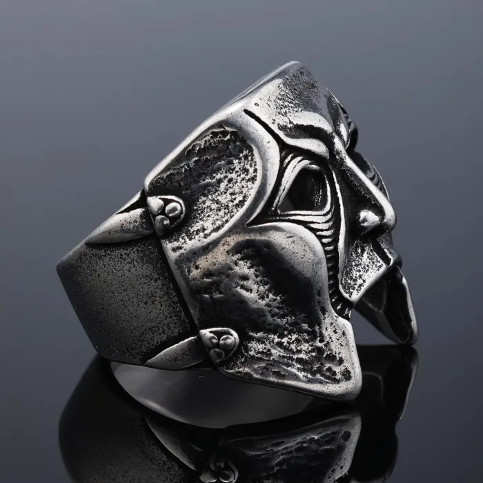 Vintage Band Mask Ring – Retro Style Stainless Steel Ring with Bold Mask Design | Statement Jewelry | Unisex | Wholesale