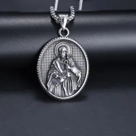 Vintage European Faith Portrait Pendant – Stainless Steel Round Medallion | Retro Style Jewelry | Bulk Wholesale Available - Jewelryto