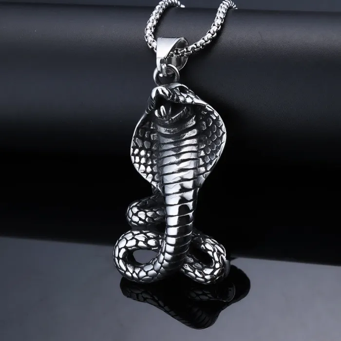 Hot-Selling Cobra Pendant – Animal Design Stainless Steel Necklace, Factory Direct Supply