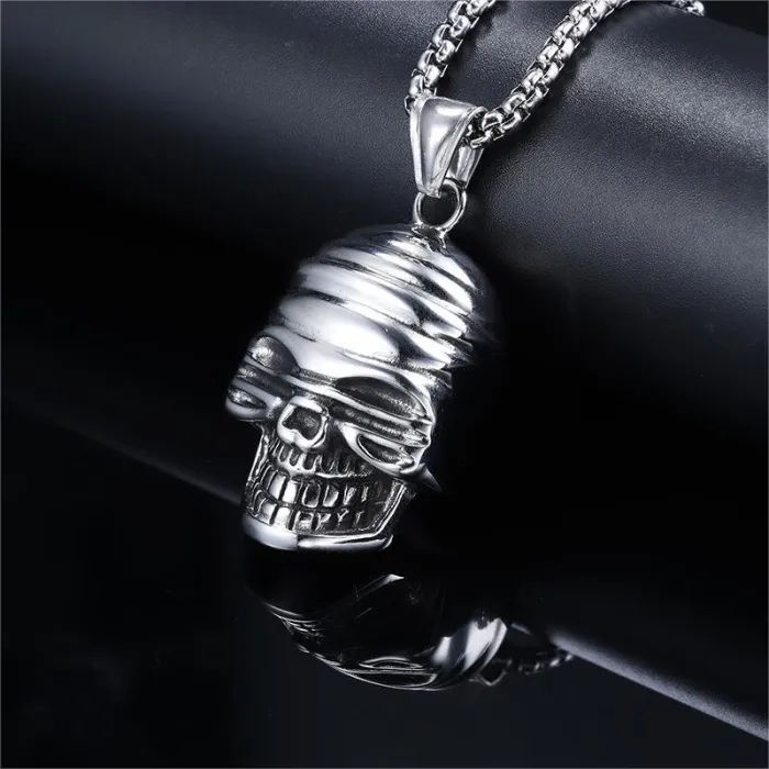 Vintage Punk Pirate Skull Pendant – Stainless Steel Gothic Necklace for Men