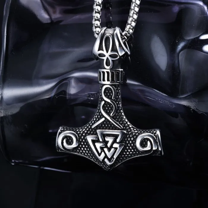 Stylish Viking Thor’s Hammer Pendant – Norse Runes Stainless Steel Necklace for Men