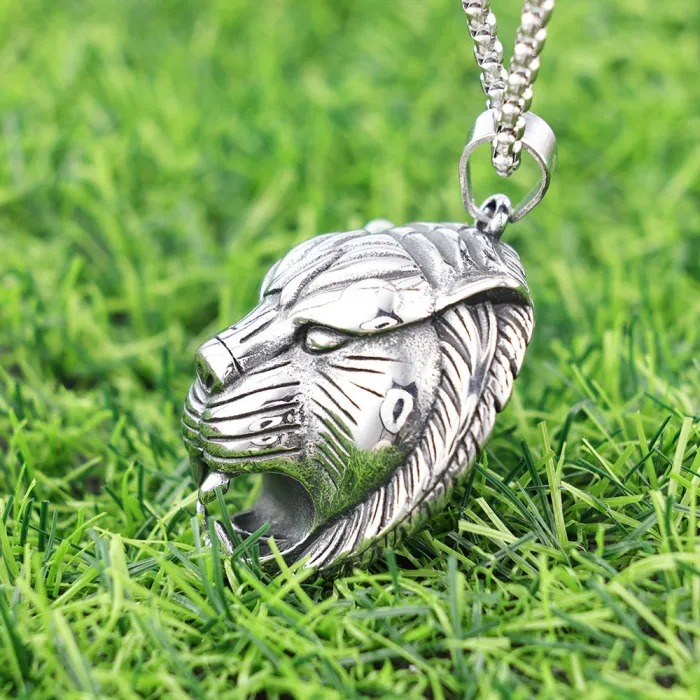 Stainless Steel Punk Tiger Head Necklace – Jungle King Animal Pendant for Men