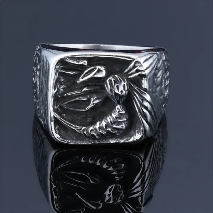 AliExpress Retro Punk Style Bee Ring – Vintage Stainless Steel Men's Jewelry