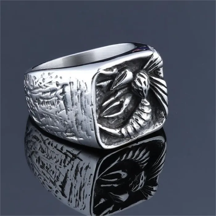 AliExpress Retro Punk Style Bee Ring – Vintage Stainless Steel Men's Jewelry