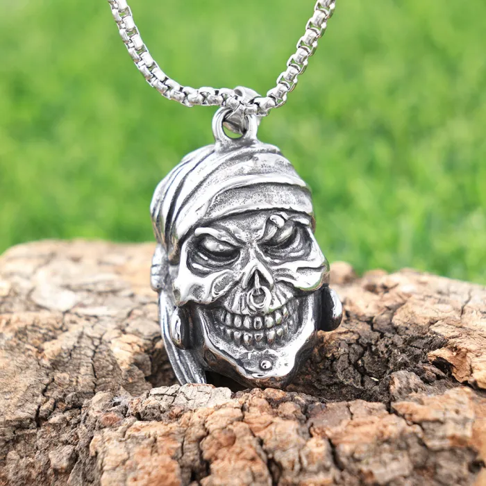 New Punk Style Polished Pirate Skull Pendant – Retro Stainless Steel Jewelry (Dropshipping Available)