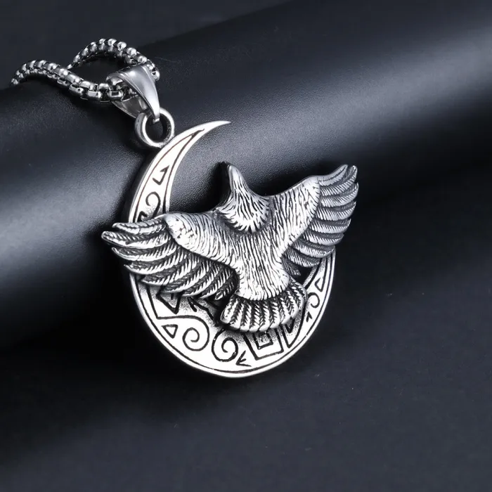 New Vintage-Style Soaring Eagle Pendant – Titanium Steel, In-Stock & Ready to Ship