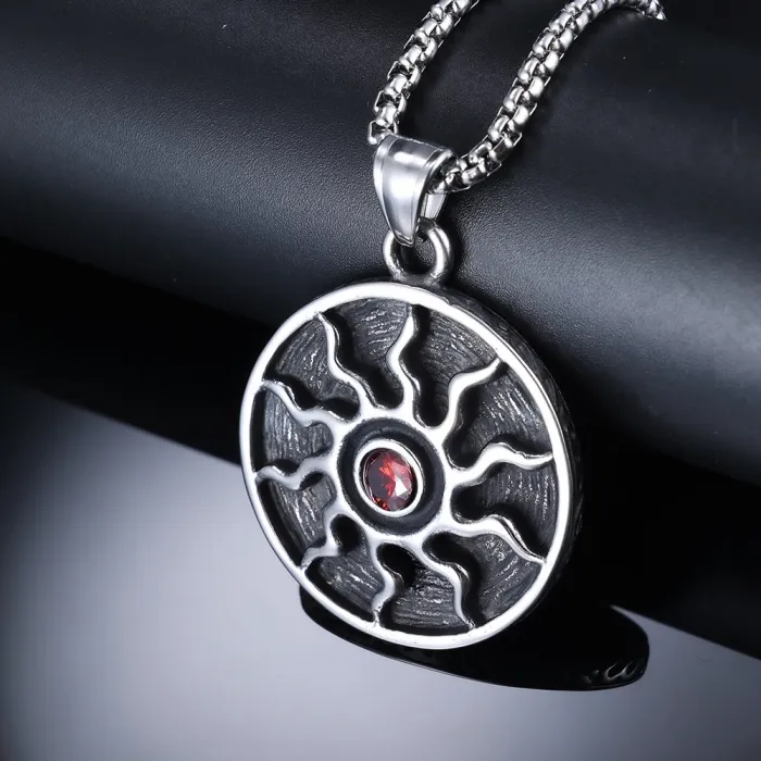 New Vintage-Style Soaring Eagle Pendant – Titanium Steel, In-Stock & Ready to Ship