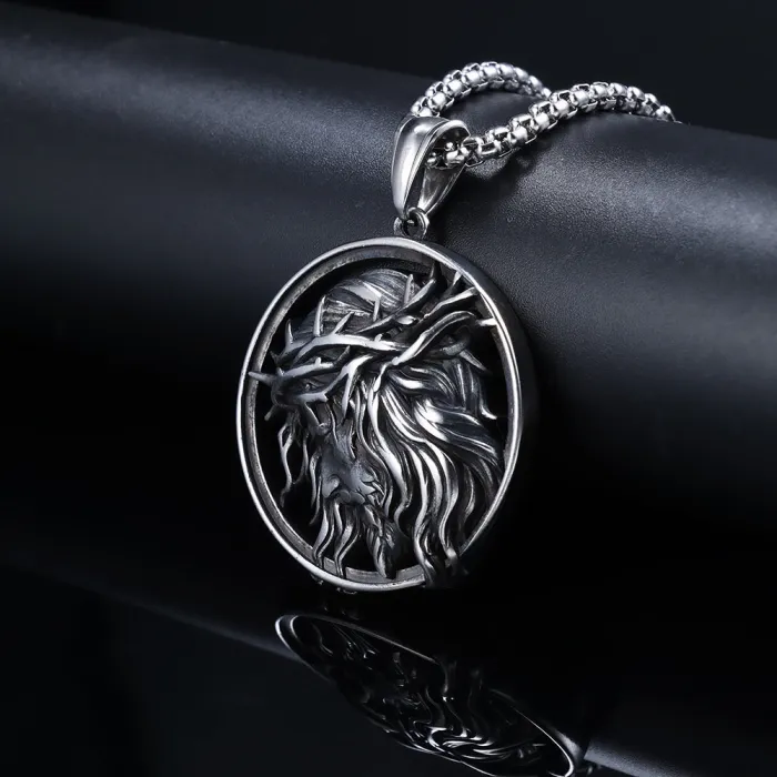 Vintage 3D Hollow Relief Crucifix Portrait Medallion Pendant – Cross-Border In-Stock One-Piece Dropshipping