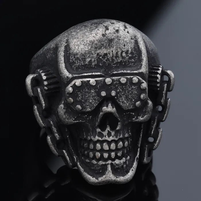 Trendy and Unique Question Mark Skull Pendant – Unisex Stainless Steel Necklace