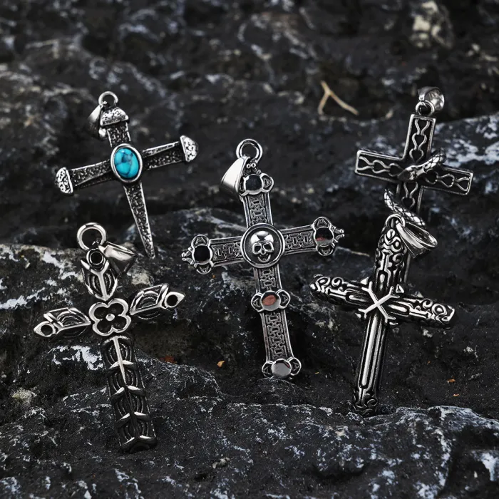 AliExpress Hot-Selling Skull Pin Pendant – Trendy Stainless Steel Necklace, Ready Stock Wholesale