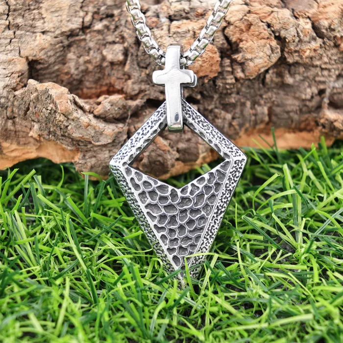 Triangle Hammer Pendant – Luxury Hip-Hop Style Necklace in Stainless Steel | Bulk Jewelry Supplier for Resellers