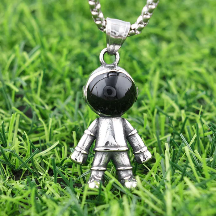 Astronaut Pendant – Trendy Polished Titanium Steel Necklace for Men & Women | Bulk Jewelry Supplier